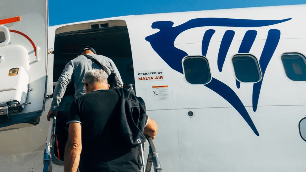 Ryanair posts the first quarterly profit since late 2019